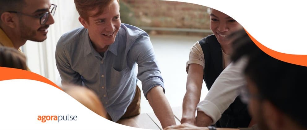 Feature image of 5 Ways to Make Better LinkedIn Connections