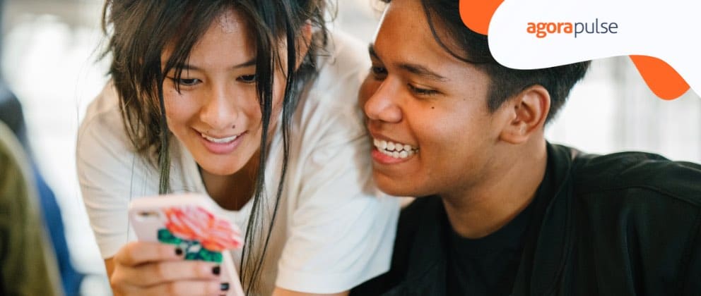 Feature image of How to Use Social Media to Keep Students Engaged and Excited About College