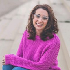 How I generated £4000 a month using Facebook ad comments